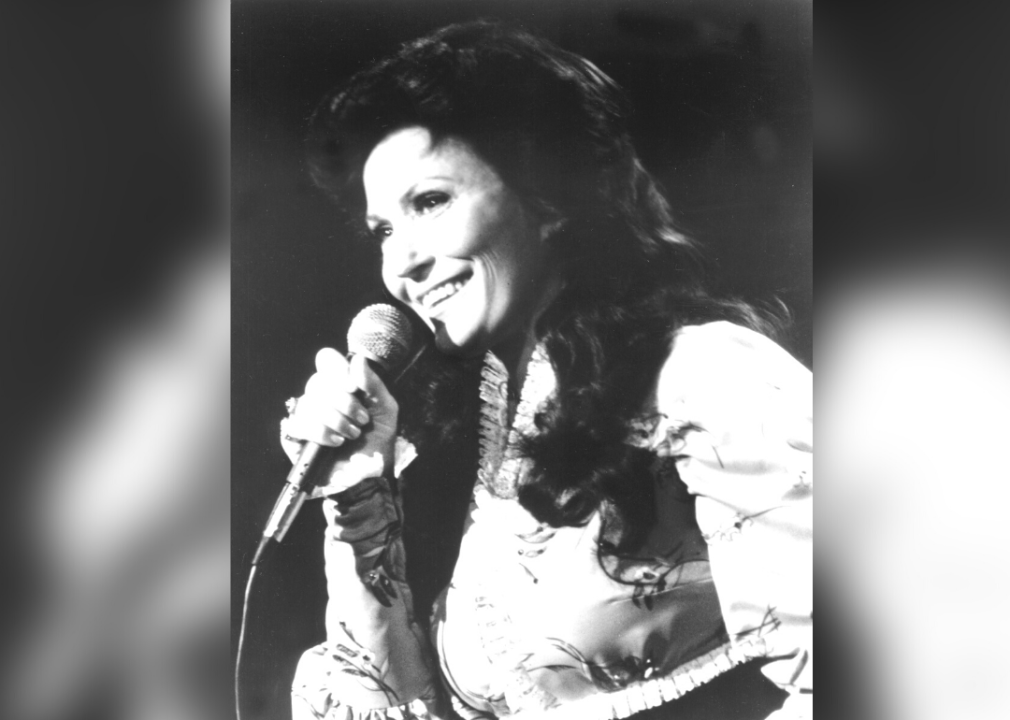 1975: Loretta Lynn